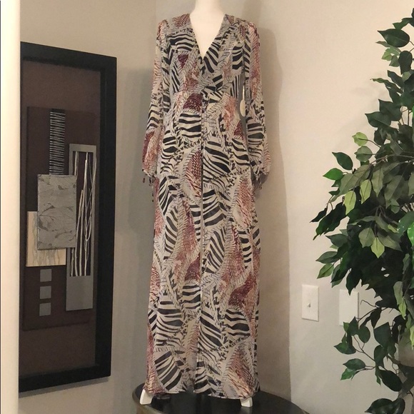 Stunning Maxi a Romper - Picture 5 of 8